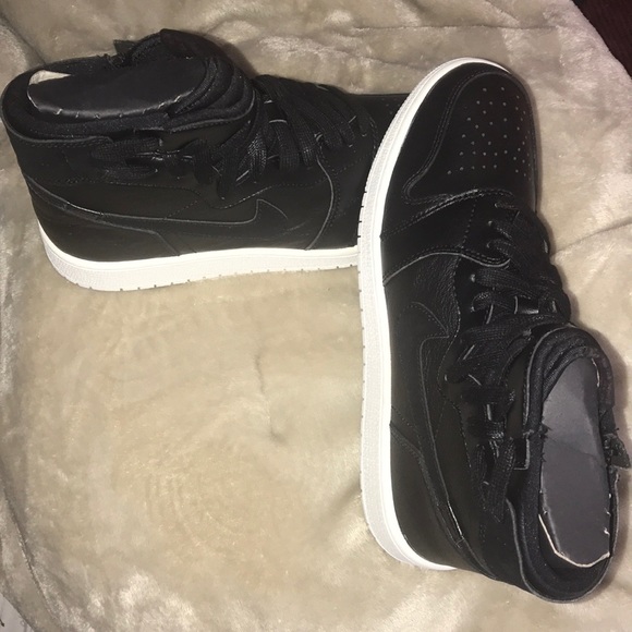 NEW!!! Air Jordan’s - Picture 4 of 8